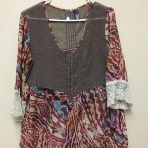 BKE Boutique Large 3/4 Sleeve Blouse